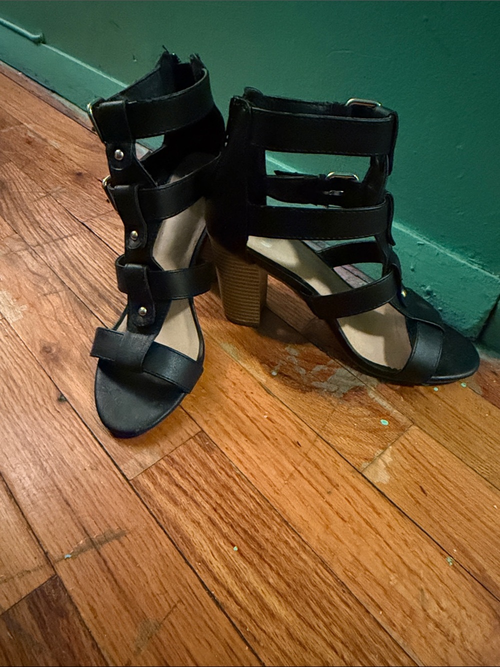 Women's Black Strappy Block Heel Sandals